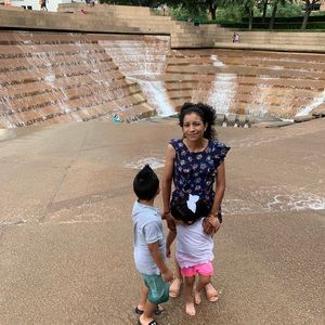 Meet your Posher, Lupita